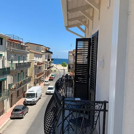 Vole' * Marina di Schiavonea